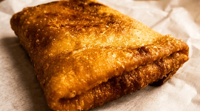Pizza Puff.